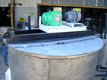 Graver Inner Dimpled Jacket Stainless Steel Mixing Tank-1600 Gallons Graver Tank and Mfg. Co., Inc. 