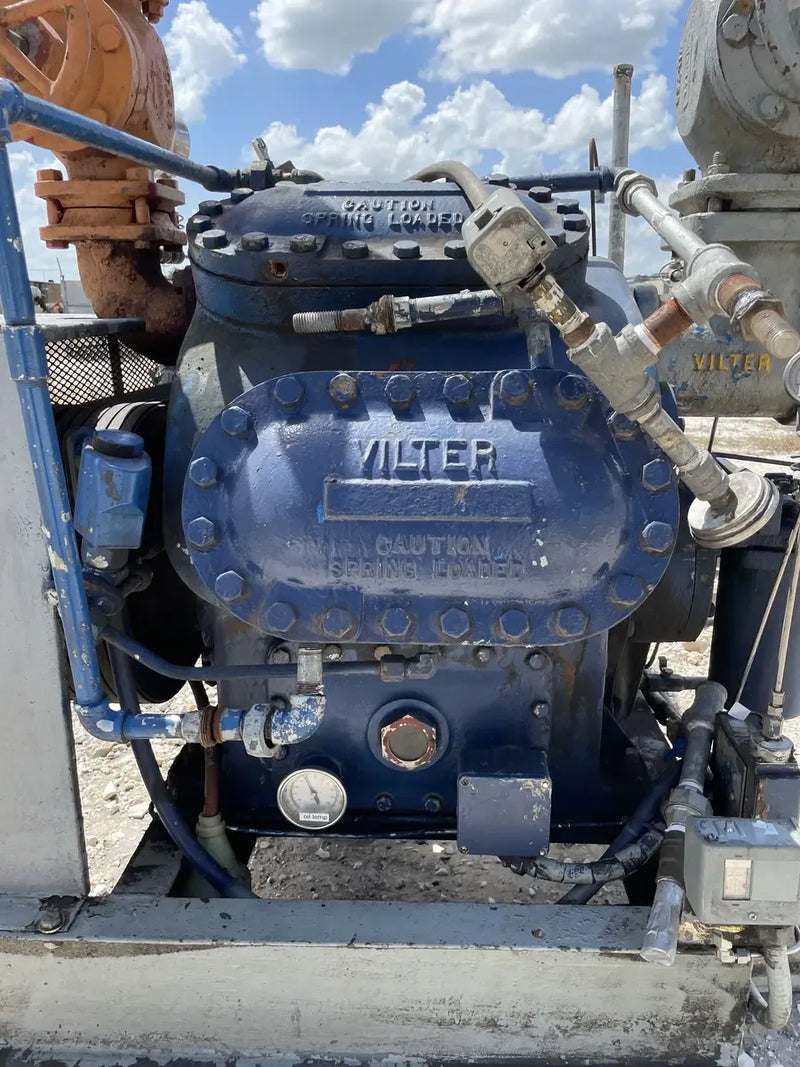 Vilter 448 8-Cylinder Reciprocating Compressor Package (75 HP 230/460 V, Belt Driven)