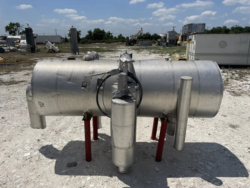 Turbo Ice Horizontal Ammonia Surge Drum (26in X 84in. 232 Gallons)