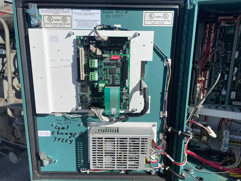 GEA 250-VMD-2.6 Rotary Screw Compressor Package (GEA N-5, 250 HP 230/460 V, Micro Control Panel)