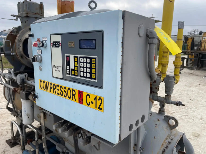 FES 16S Rotary Screw Compressor Package (FES 16S, 200 HP 230 V, Micro Control Panel)