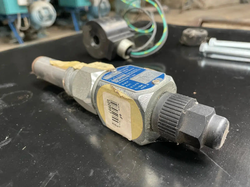 Parker S8F Solenoid Valve With Supplies (1/2")