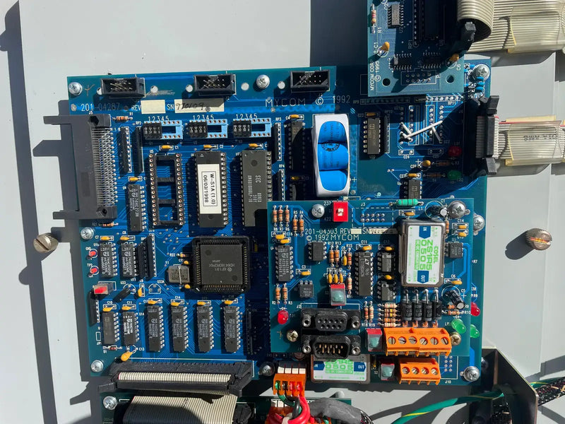 Mycom 160VLD Rotary Screw Compressor Package (Mycom 160VLD, 200 HP 230/460 V, Micro Control Panel)