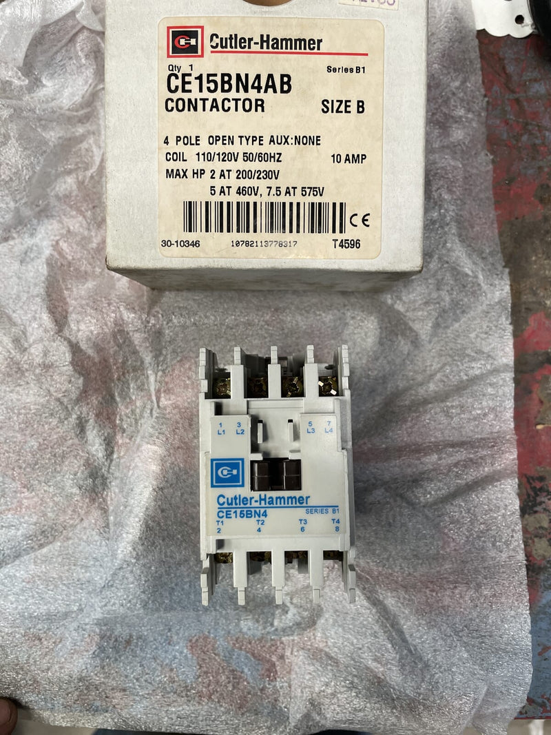 Contactor Cutler-Hammer CE15BN4AB (tamaño B, 110/120 V, 50/60 Hz, 10 AMP)