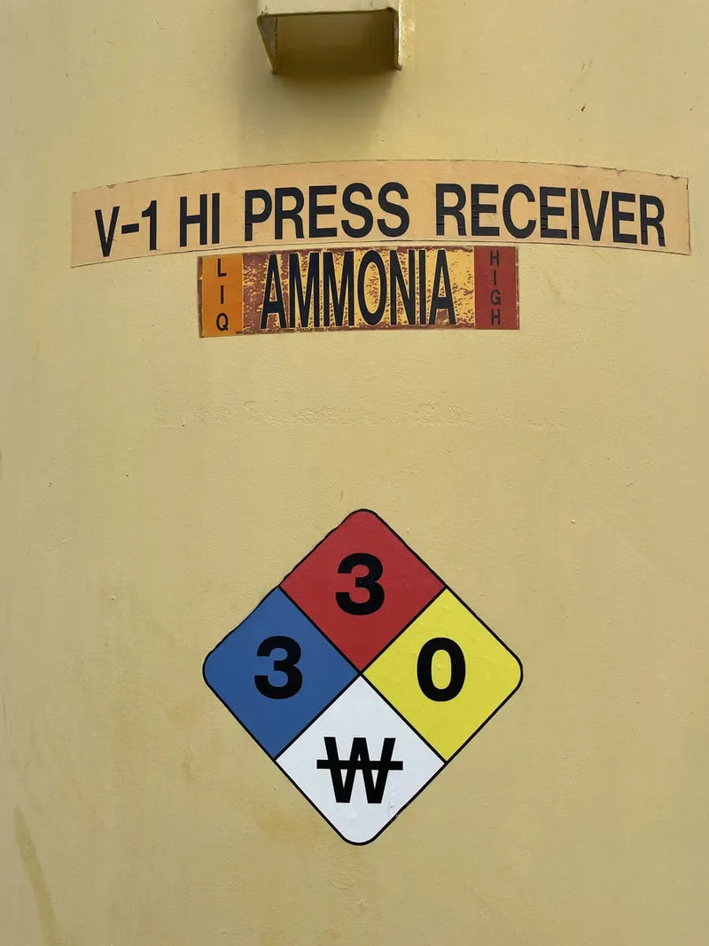 Receptor de amoníaco vertical Vilter (79 pulgadas x 79 pulgadas, 2000 galones)
