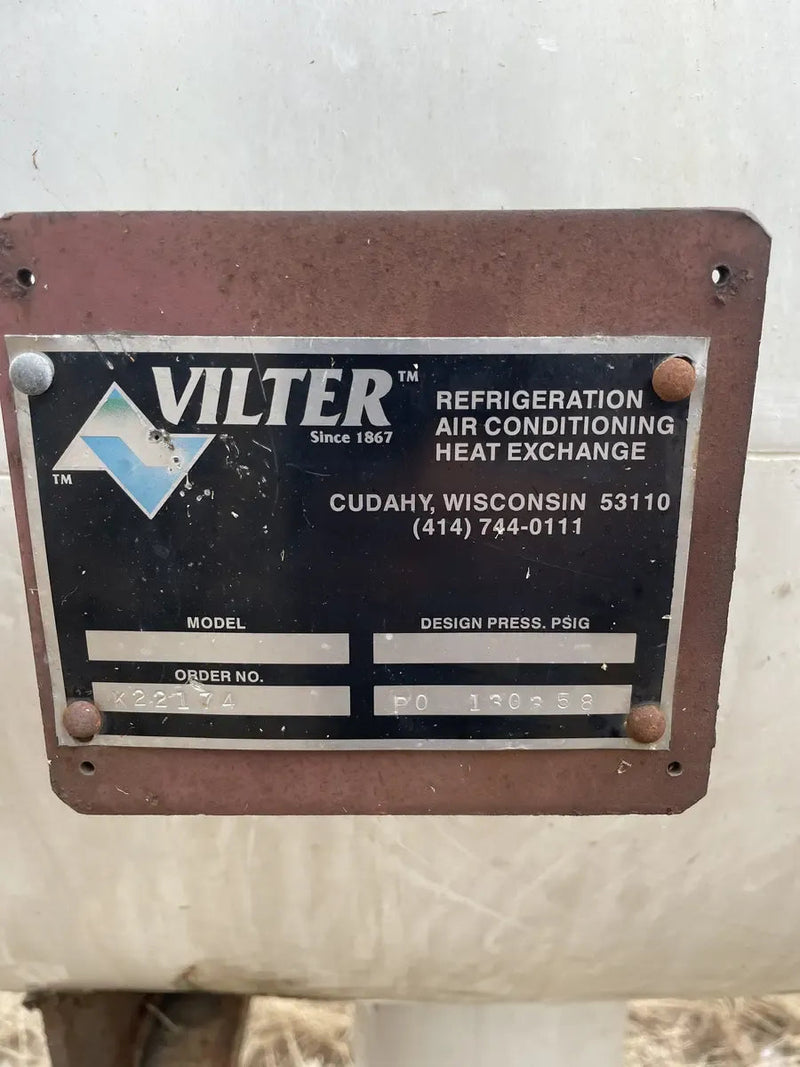 Tambor de compensación de amoníaco horizontal Vilter (26 x 83 pulgadas, 190 galones)
