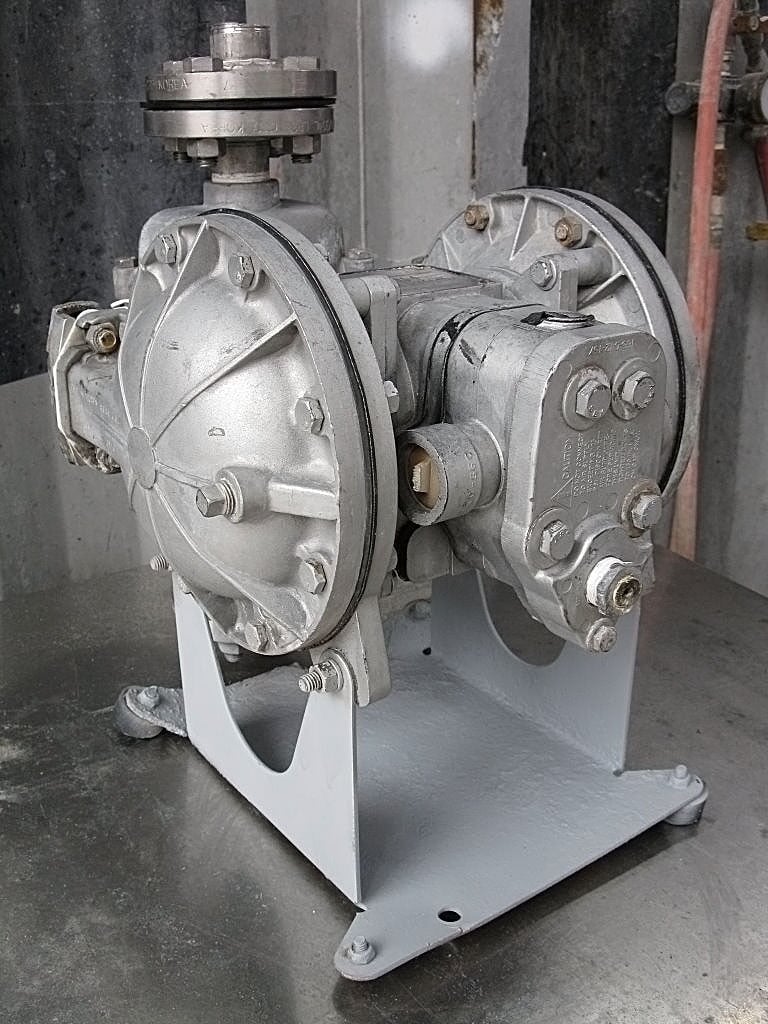 Warren Rupp SB1-A Diaphragm Pump