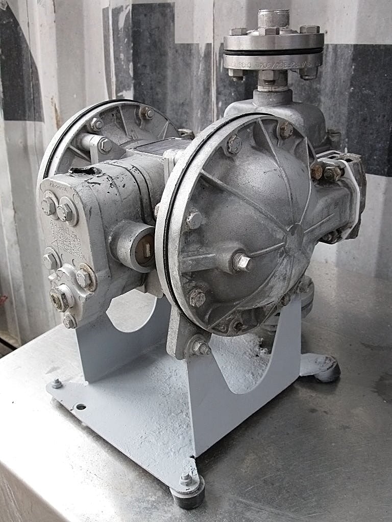 Warren Rupp SB1-A Diaphragm Pump