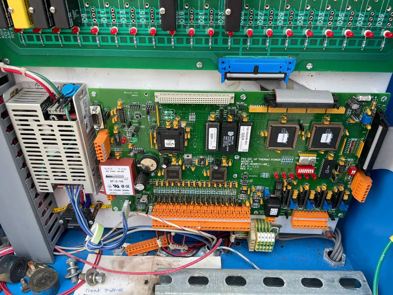 Paquete de compresor de tornillo rotativo GEA 230GL (GEA R-52, 300 HP 460 V, panel de control micro)